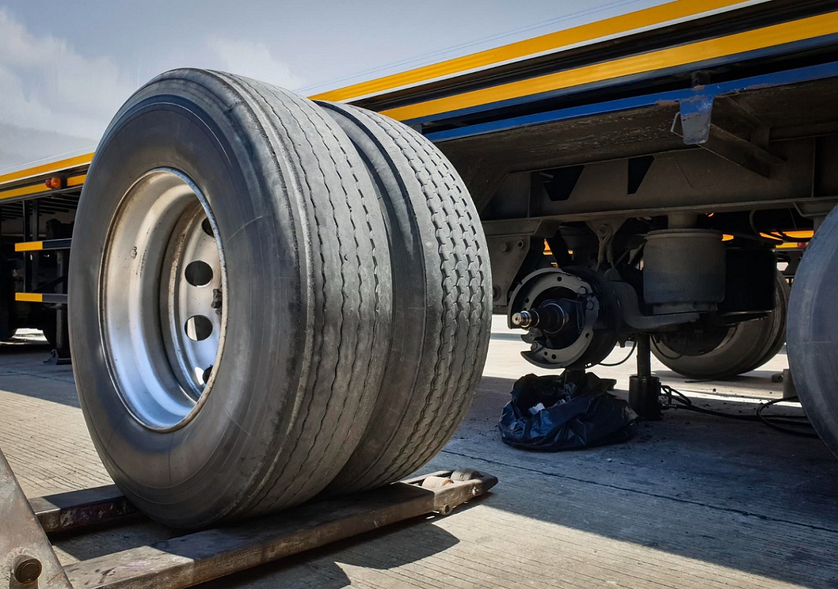 You are currently viewing The Importance of Routine Tow Truck Maintenance