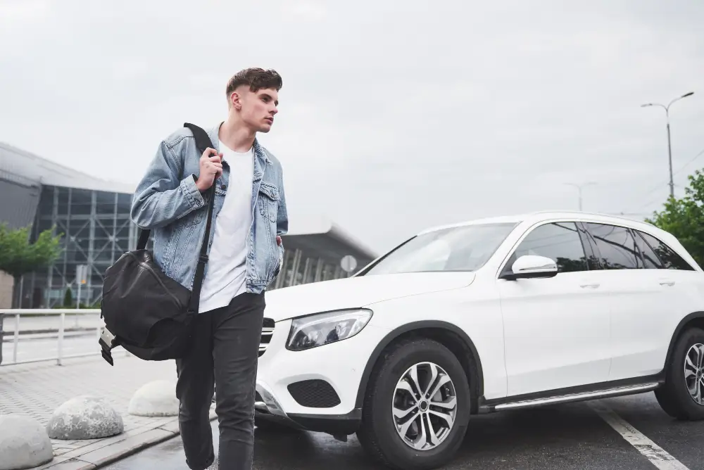 Read more about the article College Student Car Transport: Home to Campus Guide